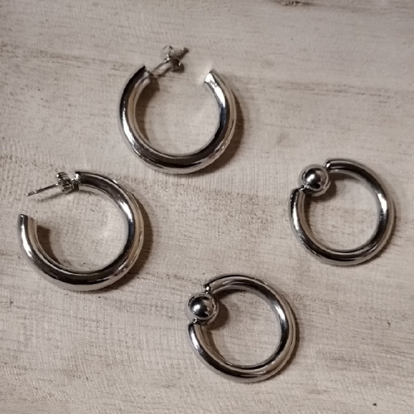 Jewelry - New Silver Tone Earrings